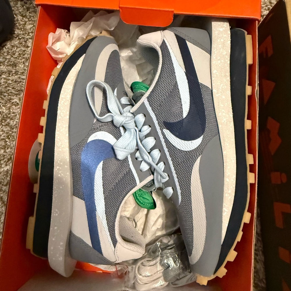 Nike Cool Grey and Obsidian Sneakers